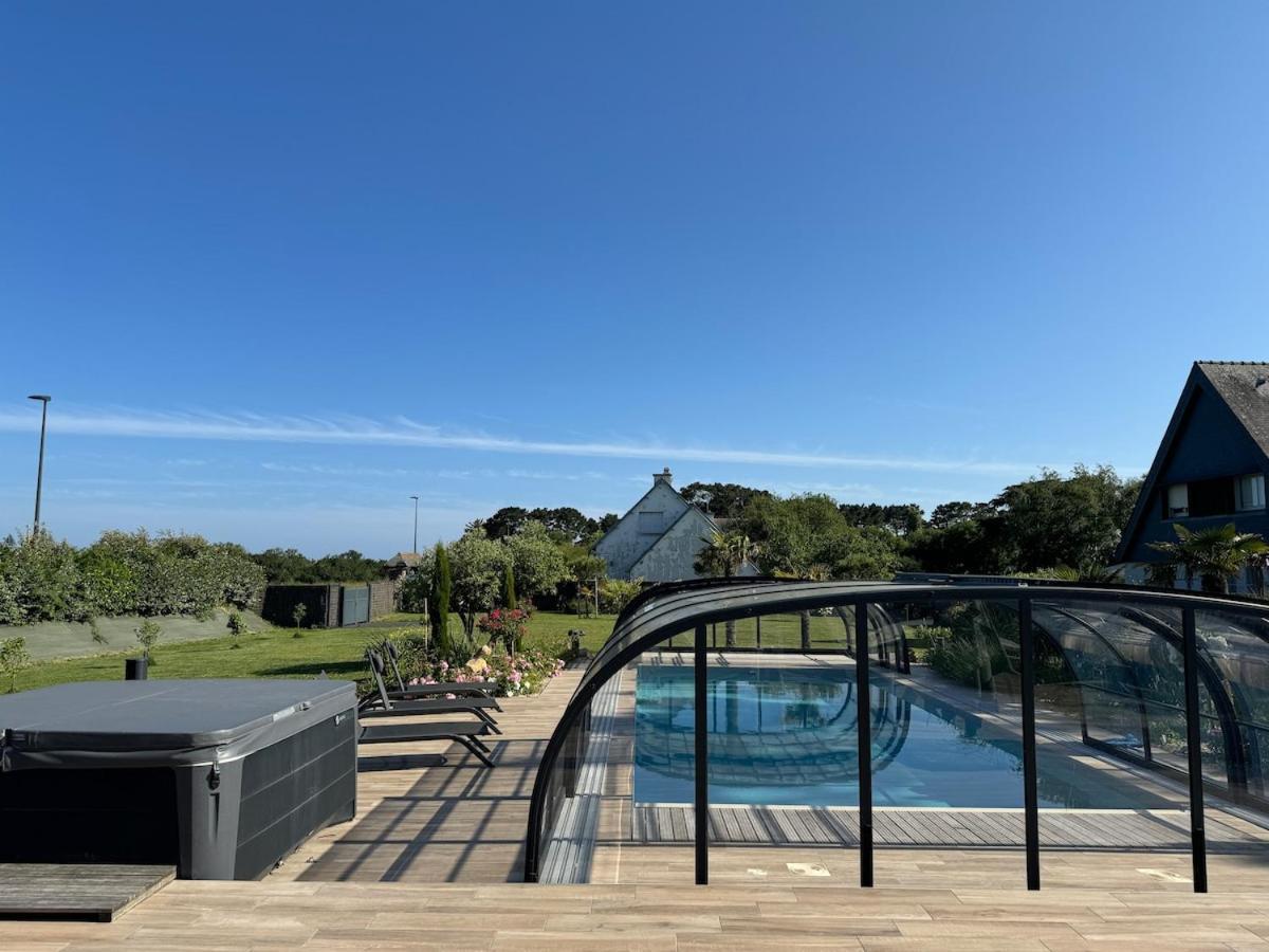Superbe Villa Tout Confort Avec Piscine Chauffee Er Couverte Et Spa A 2 Pas De La Plage Фуенан Екстер'єр фото