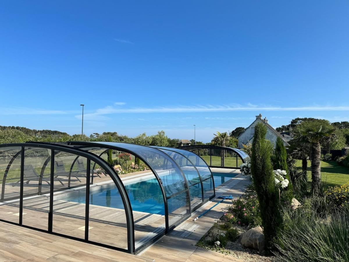 Superbe Villa Tout Confort Avec Piscine Chauffee Er Couverte Et Spa A 2 Pas De La Plage Фуенан Екстер'єр фото